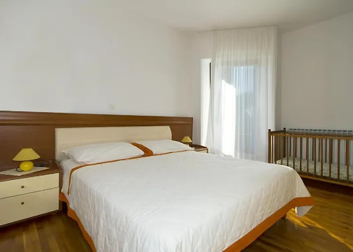 Stanka 2419 Apartament